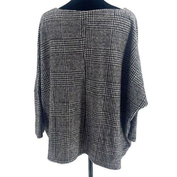 August Silk Womens Plaid Dolman Sleeve Plush Oversized Tunic Top Black Medium - Picture 4 of 10